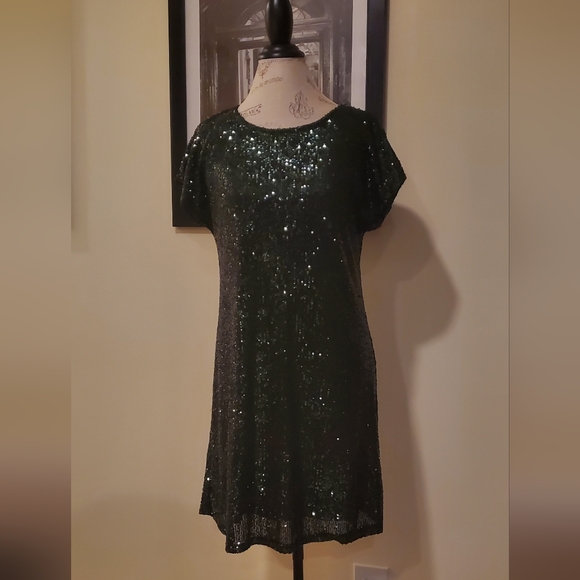 Cable & Gauge Dresses & Skirts - Dark green M sequin dress